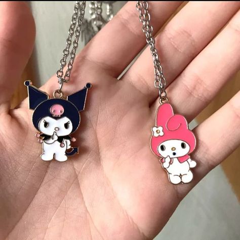 Bff Jewelry, Hello Kitty Jewelry, Hello Kitty Aesthetic, Melody Hello Kitty, Bff Necklaces, Hello Kitty My Melody, Charm Chain, Hello Kitty Pictures, Hello Kitty Items