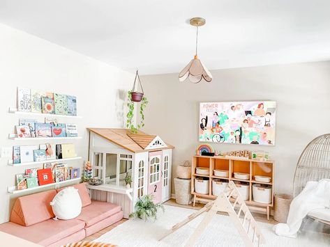 Kids Playroom Basement, Loft Playroom, Small Playroom, Kids Rooms Inspo, Living Room Playroom, Baby Playroom, Girls Playroom, Toddler Playroom, Kids Playroom Decor