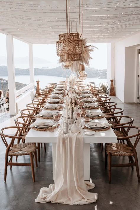 Fairytale Wedding Reception, Neutral Wedding Decor, Beach Wedding Tables, Neutral Wedding Flowers, Dream Beach Wedding, Ibiza Wedding, Dream Wedding Decorations, Boho Beach Wedding, Boho Wedding Inspiration