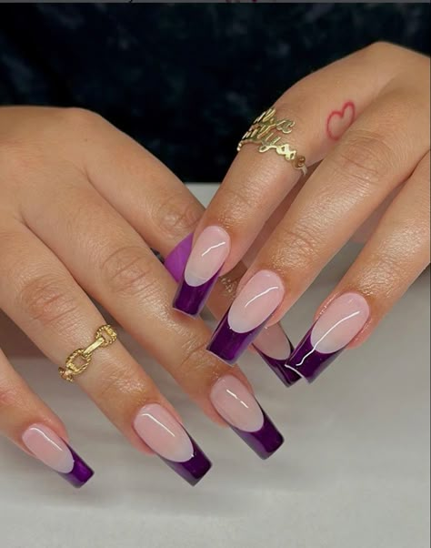 Pink Nails Inspo Aesthetic, Purple French Tips With Design, Dark Purple Nail French Tip, Long Purple French Tip Nails, Purple Nails Acrylic French Tips, Purple Nails Ideas Simple, French Tip Dark Purple, French Nails Purple Tips, Prom Nails Dark Purple Dress