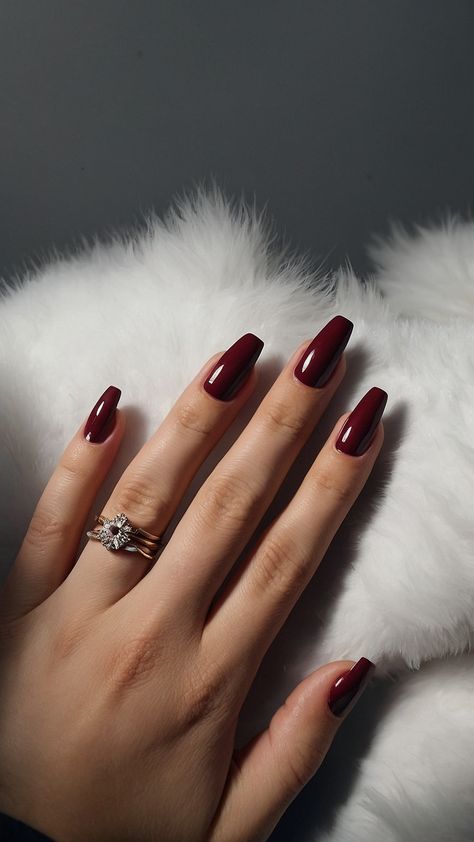 Burgundy Bridesmaid Nail Ideas, Short Burgundy Nails, Cherry Wine Nails, Red Nail Varnish, Early Fall Nails, Shellac Nails Fall, Office Nails, Kutek Disney, Wine Nails