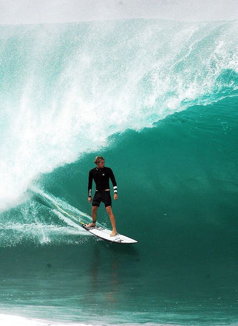 John John Florence In His Natural Habitat. Wind Surfing Photography, Surf Boy, John Florence, Surfing Tips, John John Florence, Surfing Aesthetic, Mavericks Surfing, Gopro Surfing, Surf Vibes