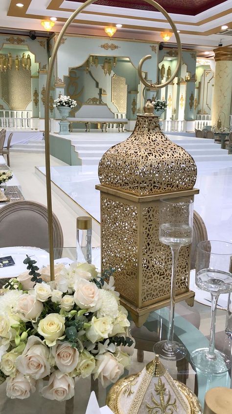 Moroccan Wedding Decor, Arabian Nights Wedding, Moroccan Wedding Theme, Aladdin Wedding, Middle Eastern Wedding, Moroccan Style Home, Eastern Wedding, Brand Social Media, Arabic Decor