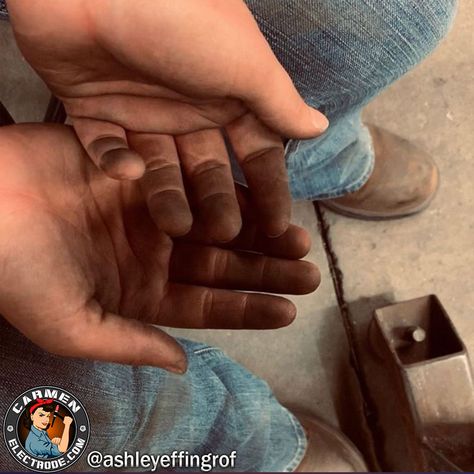 "Dirty hands, clean money" 🤘🏻💰  #repost @ashleyeffingrof #weldernation #welderwoman #tigwelder #weldporn #weldeverydamnday #womenwhoweld #weld #welder #dirtyhandscleanmoney #hustle #welderchick #chickswhoweld #femalefabricators #femalewelder #carmenelectrode Dirty Hands Clean Money, Women Welder, Dirty Hands, Tig Welder, Clean Hands, Vision Board, Money