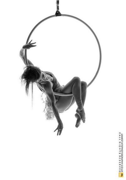 Cunita en el aro Aerial Hoop Lyra, Andermatt, Aerial Acrobatics, Aerial Dance, Aerial Arts, Aerial Hoop, Circus Art, Aerial Silks, Aerial Yoga