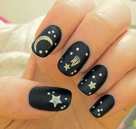 Nail polish stamping! Wiccan Nails, Star Nail Designs, Star Nail Art, Moon Nails, Swarovski Nails, French Tip Acrylic Nails, Nail Polish Art, Moon Pattern, Vacation Nails