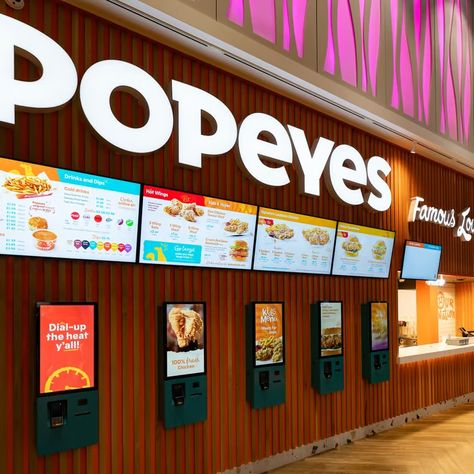 Derbion has announced the official opening date of famed American fried chicken restaurant, Popeyes® UK, which will open within the centre’s Food Terrace later this month. American Fried Chicken, Fried Chicken Restaurant, Chicken Brands, Chicken Restaurant, Popeyes Chicken, Classic Sandwich, Orange Carpet, Book Festival, Sunday Roast