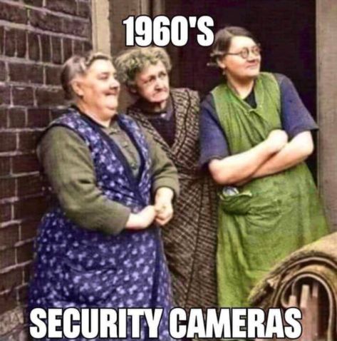 Old Lady Humor, Funny Pix, Funny Thoughts, Security Cameras, Sarcastic Quotes Funny, Sarcastic Quotes, Funny Cartoons, Funny Signs, Bones Funny