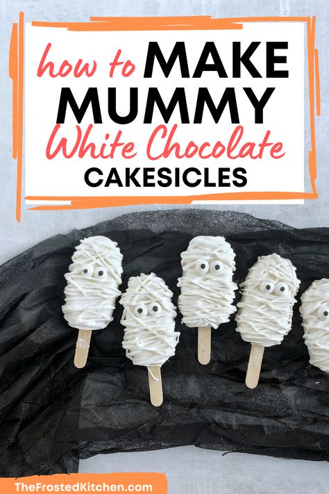 5 mummy cakesicles lined up on black background Mummy Cakesicles, Food Sale Ideas, Halloween Treats To Make, Lolly Cake, Dessert To Make, Halloween Cake Pops, Fun Halloween Treats, Spooky Halloween Treats, Cake Pop Decorating