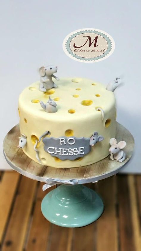 CAKE CHEESE AND MOUSE - Cake by MELBISES Fondant Girl, Birthday Cake Fondant, Gravity Defying Cake, Gravity Cake, Animal Cakes, Gateaux Cake, Cake Fondant, Mouse Cake, Cake Icing