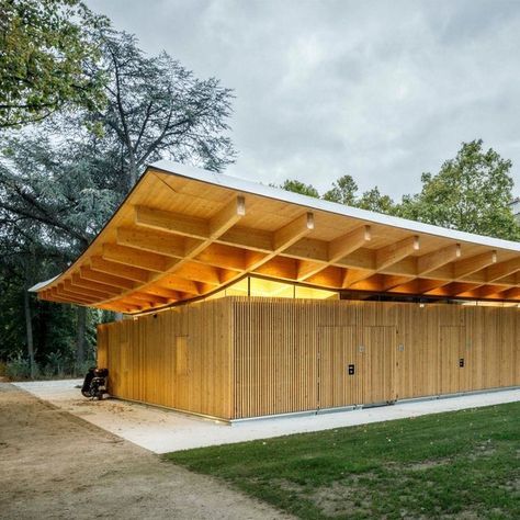 Timber Canopy Architecture, Timber Roof Design, Mass Timber Pavilion, Curved Roof Architecture, Pavilion Design Architecture, Timber Roof Structure, Addition Architecture, Yarning Circle, Entrance Pavilion