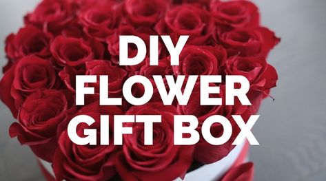 DIY Flower Gift Box Diy Flower Boxes, Rosen Box, Box Flowers, Flower Box Gift, Valentines Roses, Flowers Photography Wallpaper, Diy Roses, Box Roses, Flower Arrangements Diy