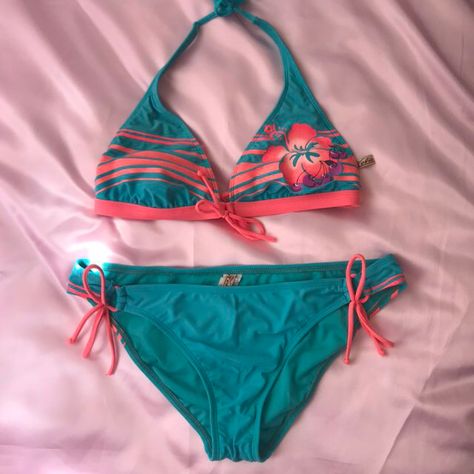 Look what I just found on Depop 🙌 https://depop.app.link/TkuiHhKc1bb Vintage Bathing Suit, Beach Girl Aesthetic, Tropical Girl, Charmmy Kitty, Hawaiian Flower, Malibu Barbie, Cute Bathing Suits, Aesthetic Beach, Coconut Girl