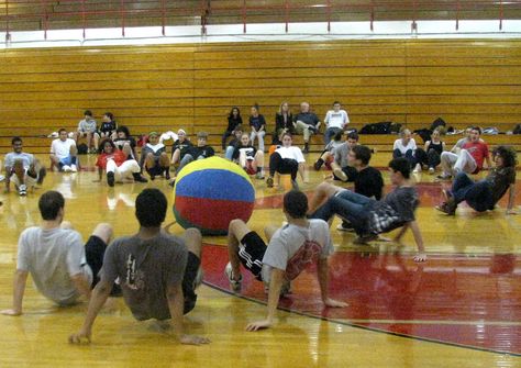 Crab Soccer, Assembly Ideas, Pep Rally Games, Gym Plans, Work Games, Elementary Pe, Summer Camp Games, Youth Group Activities, Pe Class