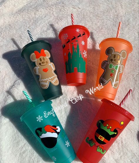 Vaso Starbucks, Diy Aprons, Cricut Tumblers, Christmas Starbucks, Starbucks Cup Design, Sublimation Art, Starbucks Cup Art, Starbucks Design, Balloon Bouquet Diy