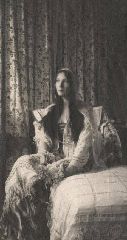 A rare photo of Tatiana Nikolaievna Romanov, daughter of Tsar Nicolas II Grand Duchess Tatiana Nikolaevna Of Russia, Tatiana Romanov, Grand Duchess Tatiana, Tatiana Nikolaevna, Alexei Romanov, Romanov Sisters, Baba Jaga, Russian Royalty, The Romanov Family