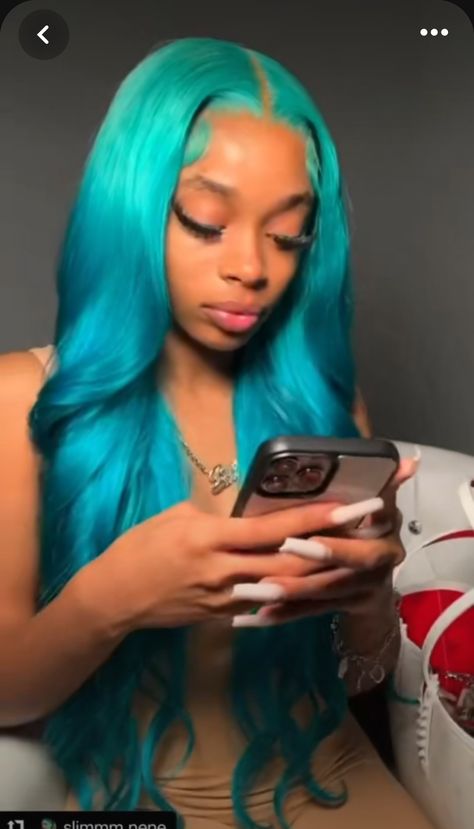 Turquoise Wig Black Women, Blue Wig Hairstyles, Turquoise Wig, Vacay Hairstyles, Wig Black Women, Mint Green Hair, Quick Weaves, Color Wigs, Colored Weave