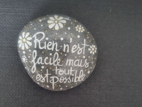 French Quotes, Science For Kids, Site Internet, Stone Painting, Affirmation Quotes, Psychology, Bullet Journal, Cricut, Wonder