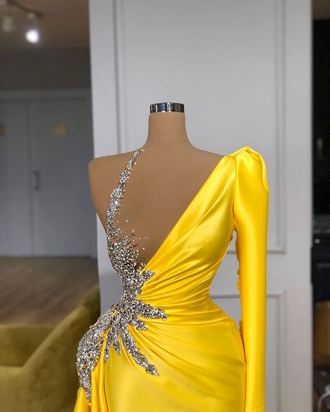 Valdrin Sahiti (@valdrinsahitiofficial) • Instagram photos and videos English Wears, Long Sleeve Prom Dresses, Sleeve Prom Dresses, Yellow Mermaid, Yellow Evening Dresses, Graduation Dinner, Dress Event, Evening Dresses Online, Western Dress