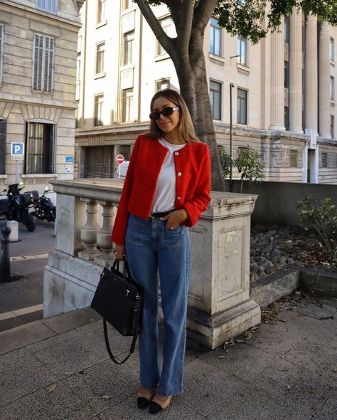 3 Easy Suppers To Try Mid-Week Cherry Shirt Outfit, Red Jumper Outfit, Red Shirt Outfits, Tweed Jacket Outfit, The Round Up, French Style Clothing, Mode Shoes, Chanel Jacket, Chanel Style