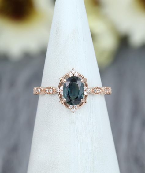 Sapphire Engagement Ring Vintage, Unconventional Engagement Rings, Vintage Halo Ring, Milgrain Ring, Blue Sapphire Engagement Ring, Vintage Engagement Rings Sapphire, Ring Rosegold, Gold Solitaire Engagement Ring, Engagement Rings Vintage Halo