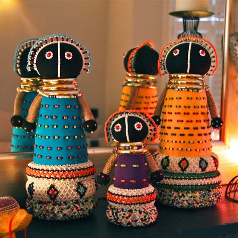 original_ndebele-fertility-doll African Halloween, Ndebele Dolls, Multicultural Art, African Doll, Afrocentric Decor, South African Design, Traditional Sculptures, Doll Drawing, Home Ornaments