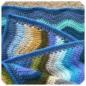 Haakpatroon voor de rand van een deken | Een Mooi Gebaar Edging Crochet, Blanket Edging, Crochet Blanket Border, Ripple Crochet, Crochet Blanket Edging, Crochet Ripple Blanket, Ripple Blanket, Ripple Pattern, Blanket Tutorial