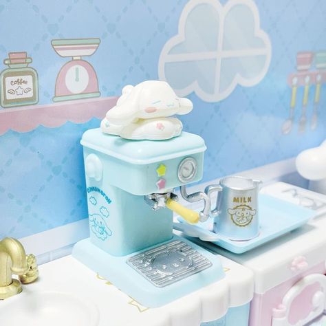 Cinnamon Roll Room Sanrio, Cute Room Ideas Cinnamoroll, Cute Cinnamoroll Bedroom, Cinnamonroll Sanrio Room Decor, Cinnamoroll Items, Cinnamoroll Kitchen, Cinnamoroll Things, Cinnamoroll Stuff, Hello Kitty Toys