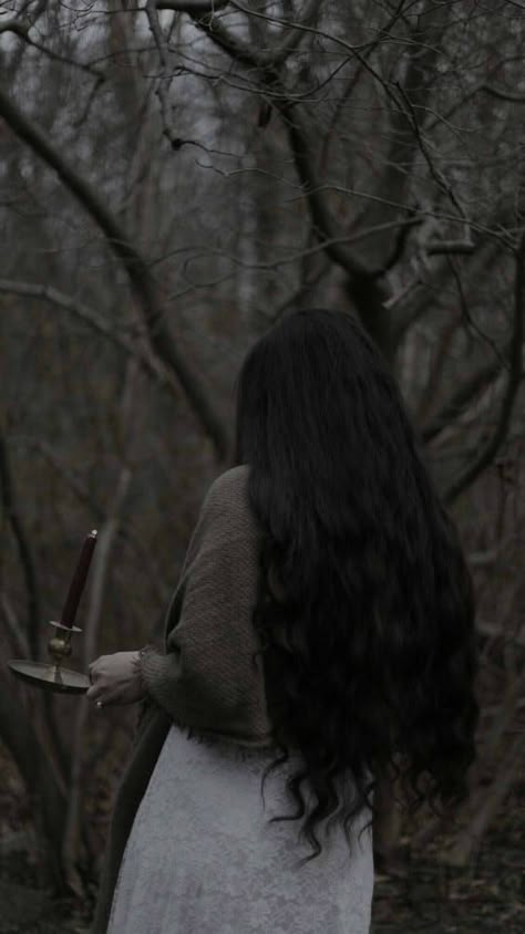 Witchy Hair, Long Hair Inspo, Black Hair Aesthetic, Long Dark Hair, Hair Aesthetic, Long Black Hair, Dream Hair, Aesthetic Hair, Pretty Hairstyles