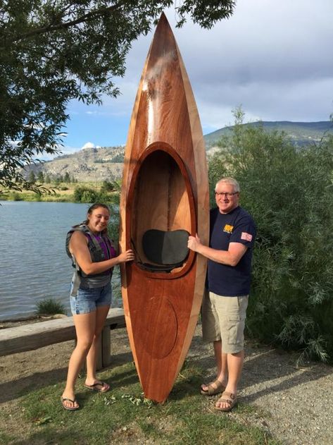 Wood Duck 10 Recreational Kayak: A Beautiful, Ultra-light Kayak You Can Build from a Kit or Plans! Wood Kayak Plans, Cedar Strip Kayak, Kayak Plans, Carpentry Ideas, Wood Kayak, Wood Boat Building, Wooden Kayak, Cedar Strip Canoe, Canoe Building