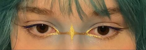 Angel Make Up Aesthetic, Spiral Eye Makeup, Fae Markings, Abstract Makeup Looks, Jules Makeup, Gold Face Paint, Cloud Makeup, Sun Makeup, Face Markings