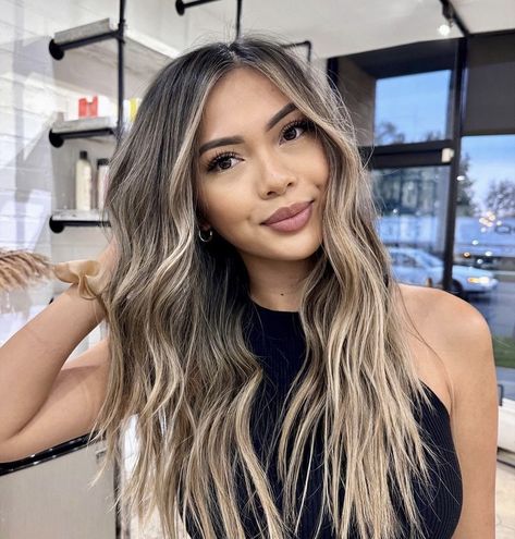 Dark Asian Hair Balayage, Asian Blonde Balayage, Partial Balayage Brunettes, Brown Skin Blonde Hair, Balyage Long Hair, Blonde Hair Goals, Blonde Hair With Roots, Hair Color Asian, Balayage Hairstyles