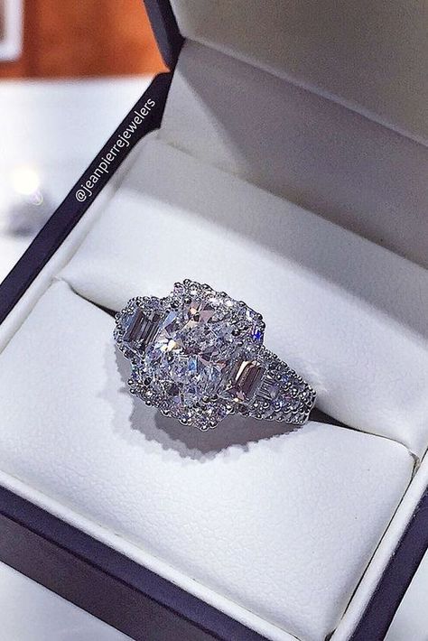 Engagement Rings Big, Expensive Wedding Rings, Big Diamond Engagement Rings, Shaped Engagement Rings, Expensive Engagement Rings, Big Wedding Rings, Dream Wedding Ring, Cute Engagement Rings, Pear Shaped Engagement Rings