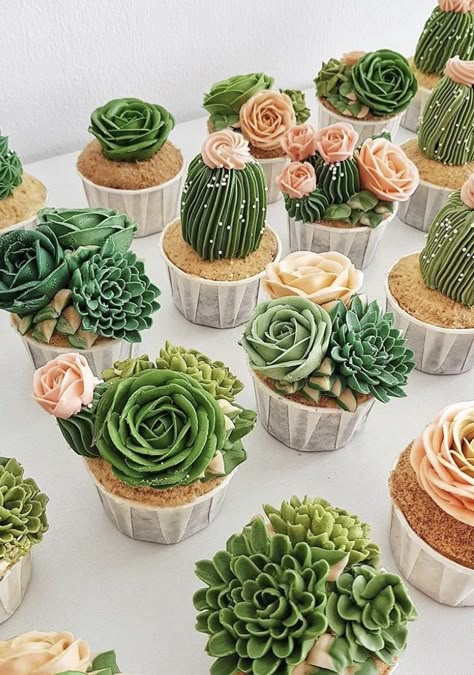 Shaun Teo Flowers And Succulents, Cactus Cupcakes, Succulent Cupcakes, Succulent Cake, Cactus Cake, Cupcake Cake Designs, Cupcakes Decorados, Creative Cupcakes, Beautiful Cupcakes