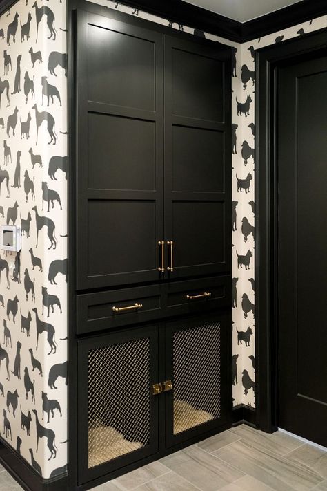 Modern Mudroom Ideas, Dog Room Ideas, Modern Mudroom, Front Hall Closet, Ideas For Food, Custom Dog Beds, Kate Marker Interiors, Dog Spaces, Light And Dwell