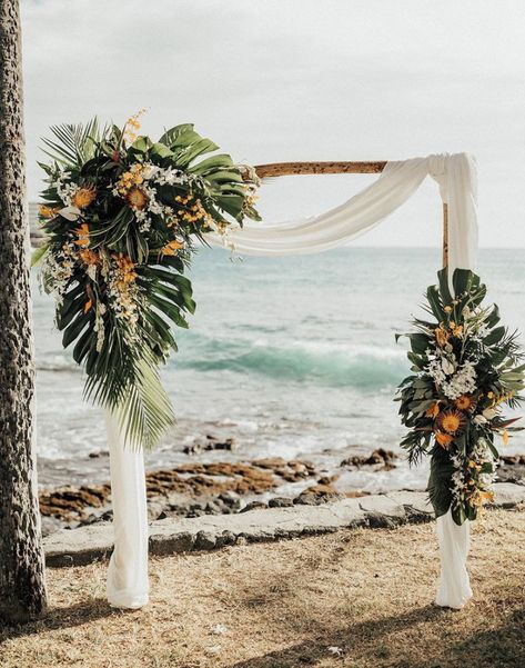 Indigo Child, Tropical Wedding Theme, Tropical Wedding Flowers, Costa Rica Wedding, Destination Bride, Wedding Backdrop Design, Kailua Kona, Beach Ceremony, Cool Wedding Cakes