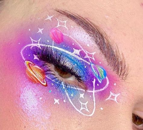 Fantasy Makeup Ideas Creative Eye Art, Creative Art Makeup Looks, Cool Makeup Looks Creative, Mackup Ideas, Astrology Makeup, Crazy Makeup Looks, Artistic Makeup Looks, Colorful Makeup Ideas, Cool Eye Makeup