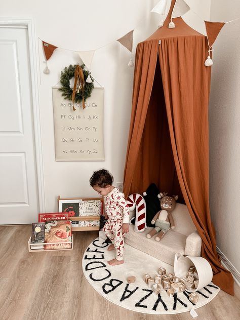 Reading Nook With Canopy, Nursery Book Corner, Toddler Reading Nook Boy, Toddler Room Reading Corner, Baby Reading Nook, Reading Nook Nursery, Toddler Reading Corner Bedroom, Reading Corner Toddler Room, Kids Room Reading Nook