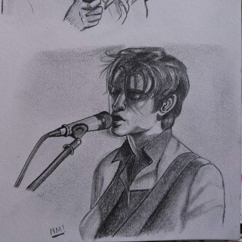 Alex Turner Drawing Easy, Alex Turner Bookmark, Alex Turner Sketch, Arctic Monkeys Sketch, Mental Sketch, Guitarist Sketch, Alex Turner Drawing, Arctic Monkeys Drawing, Alex Turner Cute