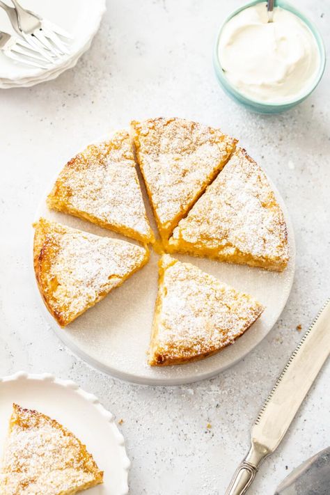 Gluten Free Lemon Cake, Curd Cake, Lemon Tea Cake, Lemon Curd Cake, Complicated Recipes, Tea Cake, Lemon Tea, Lemon Desserts, Gluten Free Cakes