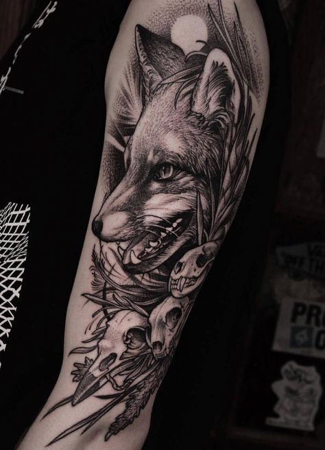 Fox Tattoos Men, Fox Sleeve Tattoo, Fox Tattoo Men, Fox Tattoos, Fox Spirit, Sun Tattoos, Fox Tattoo, Leg Sleeve, Leg Sleeves