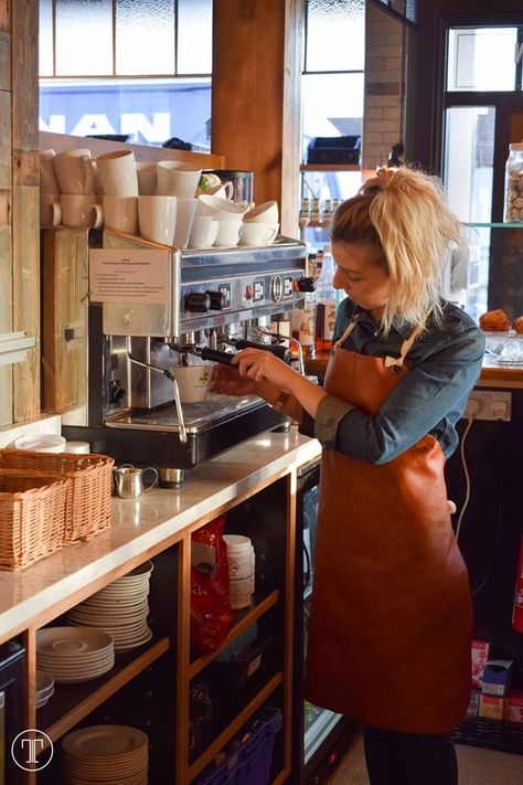 Deli On The Green Dungannon - Barista style denim shirt & leather apron Barista Woman, Barista Outfit, Barista Uniform, Barista Outfits, Barista Style, Cafe Uniform, Waiter Uniform, Pvc Apron, Denim Shirt Style