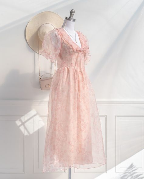 The Sacré-Cœur (cream tulle) is on it's last restock and only a few are left! The Garden Party Dress (pink floral organza) just dropped! Don't miss them! ✨ 🏷️ Unique French and vintage style dresses, Peach fuzz dress, Long tulle dress for party, Pink aesthetic dresses, Dresses with bows. #tulledress #peachfuzz #pinkdress #coquettestyle #coquette #femininestyle #romantic #frenchgirl #marieantoinette #modernromance #princessaesthetic #fairy #fairyaesthetic #soft #dollette #softgirlaesthetic Pink Aesthetic Dresses, Party Pink Aesthetic, Pink Aesthetic Dress, Dresses With Bows, Long Tulle Dress, Party Dress Pink, Tulle Dress Long, Dress For Party, Fairy Aesthetic