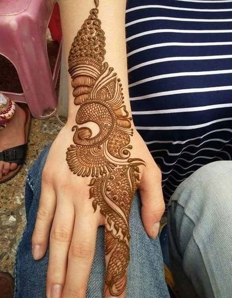 Mehndi Designs 2020 – Latest New Henna Designs Collection - Paperblog दुल्हन मेहंदी डिजाइन, New Henna Designs, Jagua Henna, Simple Arabic Mehndi, Legs Mehndi, Mehedi Design, Simple Arabic Mehndi Designs, Eid Mehndi, Indian Mehndi Designs