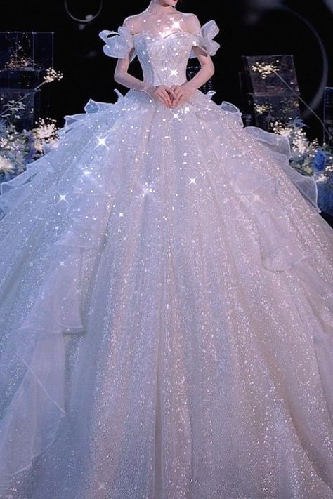 That elegant wedding gown is an absolute dream for a fairytale wedding. Our editors are in love with that for a grand entrance. Keep this gown to your bridal board. Big Beautiful Wedding, Bridal Gown Inspiration, Elegant Wedding Gown, Long Wedding Dress, Elegant Bridal Gown, Fair Outfits, Gown Inspiration, Grand Entrance, Long Wedding Dresses