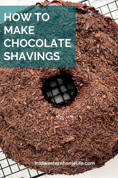 Chocolate Shavings How To Make, Chocolate Shavings On Cake, Chocolates Cakes, Making Chocolate, Shaving Tips, Chocolate Curls, Chocolate Crunch, Warm Chocolate, Pastry Brushes