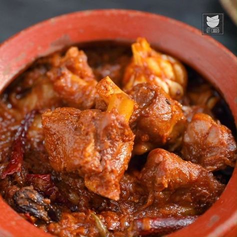 Get Curried on Instagram: "Champaran Mutton | Handi Mutton This recipe is inspired by the famous Champaran Meat/Mutton that's cooked in a Handi. The real taste of the Champaran mutton comes by using the mustard oil and cooking it in an earthen pot. Do try this recipe. Champaran Mutton Ingredients: Preparation of Mutton Masala Spice 1 tbsp Coriander Seeds 1 tsp Black Peppercorns 1 tsp Cumin Seeds 1-inch Cinnamon Stick 7 Cloves 2 Black Cardamoms 5 Green Cardamoms 1 tsp Fennel Seeds 1/2 Mace Sto Champaran Mutton, Mutton Handi, Mutton Masala, Chicken Handi, Mutton Curry, Masala Spice, Mutton Recipes, Cumin Seeds, Mustard Oil