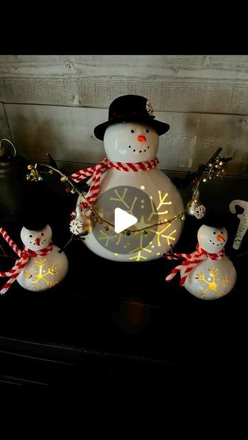 Aaron Letourneau on Instagram: "Frosty! ⛄️ I love making gourd snowmen. I’m getting a little better at embellishments.  If I had more time I would sell these. But for now, I am just making them for family/gifts. Someday.. 🤞🏼🎨 I want my channel to inspire people to make gourd art. Gourds are the best art canvas there is. If you’re an artist, try gourds! #fionaapple #frostythesnowman #growyourcanvas #gourdart #winterart #artideas #makeart #maine #gourdfarmer #sweetwoodrufffarm #snowman #snowmanart" Sweet Woodruff, Frosty The Snowmen, Gourd Art, Winter Art, Best Art, Make Art, Gourds, Family Gifts, An Artist