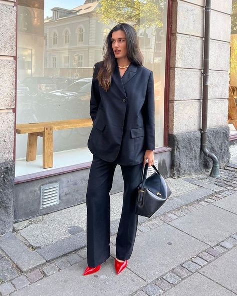 Ilirida Krasniqi Style, Event Outfit Ideas Classy, Power Suit Women, Corporate Fits, Corporate Girly, Casual Corporate, Corporate Baddie, Flamboyant Natural, Secret Closet