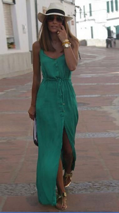 A maxi dress with a split is a great way to show off your legs. This dress is perfect for a night out or a special event. #maxidress #splitdress #spaghettistrapdress #vneckdress https://whispers-in-the-wind.com/category/outfits/?spaghetti-strap-v-neck-pure-color-split-long-maxi-dress Long Dress Patterns, Look Boho Chic, Split Long Dress, Spring Summer Outfits, Pure Color, Holiday Outfits, Green Dress, Chic Outfits, Casual Chic